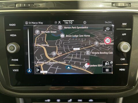 Volkswagen Tiguan Allspace 1.5 TSI Life SUV 5dr Petrol DSG Euro 6 (s/s) (150 ps) Air Con - Alloys Whee 19