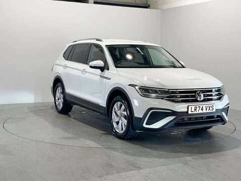 Volkswagen Tiguan Allspace 1.5 TSI Life SUV 5dr Petrol DSG Euro 6 (s/s) (150 ps) Air Con - Alloys Whee 2