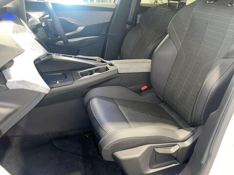 Peugeot 3008 73kWh Allure SUV 5dr Electric Auto (210 ps) Sat Nav 16