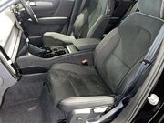 Volvo XC40 2.0 B4 MHEV Plus Black Edition SUV 5dr Petrol Hybrid DCT Auto Euro 6 (s/s) 16