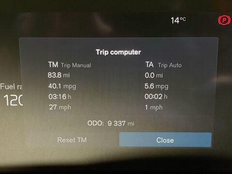 Volvo XC40 2.0 B4 MHEV Plus Black Edition SUV 5dr Petrol Hybrid DCT Auto Euro 6 (s/s) 2