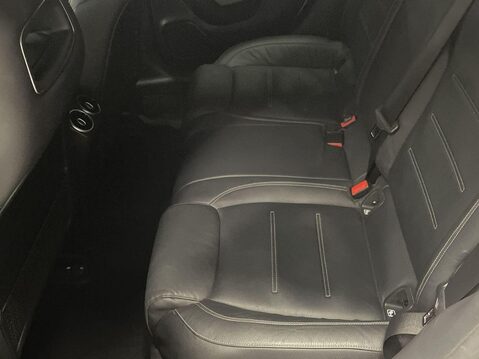 Mercedes-Benz CLA Class 2.0 CLA220 AMG Line Coupe 4dr Petrol 7G-DCT Euro 6 (s/s) (190 ps) Heated Se 18