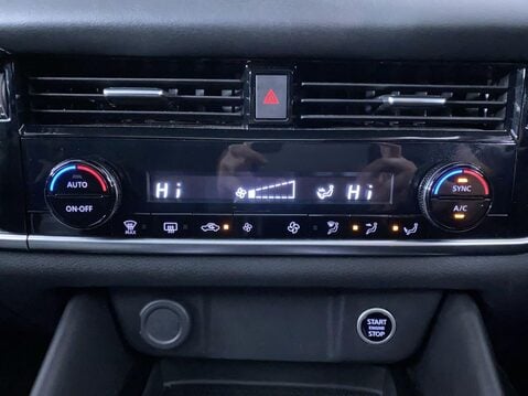 Nissan Qashqai 1.3 DIG-T MHEV N-Connecta SUV 5dr Petrol Hybrid Manual Euro 6 (s/s) (140 ps 31