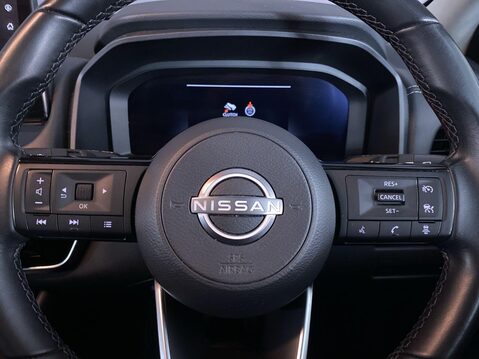 Nissan Qashqai 1.3 DIG-T MHEV N-Connecta SUV 5dr Petrol Hybrid Manual Euro 6 (s/s) (140 ps 22