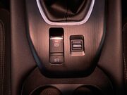 Nissan Qashqai 1.3 DIG-T MHEV N-Connecta SUV 5dr Petrol Hybrid Manual Euro 6 (s/s) (140 ps 25