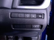 Nissan Qashqai 1.3 DIG-T MHEV N-Connecta SUV 5dr Petrol Hybrid Manual Euro 6 (s/s) (140 ps 29