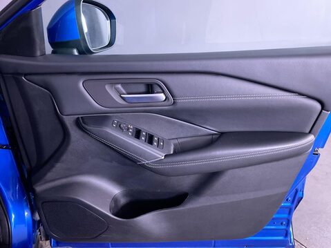 Nissan Qashqai 1.3 DIG-T MHEV N-Connecta SUV 5dr Petrol Hybrid Manual Euro 6 (s/s) (140 ps 27