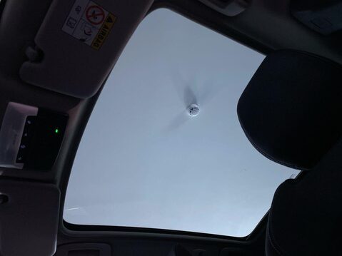 Nissan Qashqai 1.3 DIG-T MHEV N-Connecta SUV 5dr Petrol Hybrid Manual Euro 6 (s/s) (140 ps 18