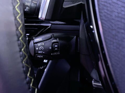 Peugeot 2008 1.2 PureTech GT SUV 5dr Petrol EAT Euro 6 (s/s) (130 ps) Bluetooth - Cruise 29