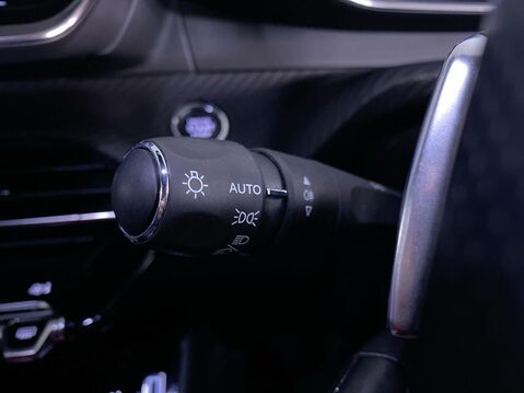 Peugeot 2008 1.2 PureTech GT SUV 5dr Petrol EAT Euro 6 (s/s) (130 ps) Bluetooth - Cruise 23