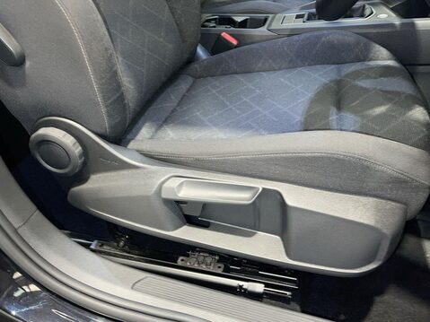 Volkswagen Golf 2.0 TDI Life Hatchback 5dr Diesel Manual Euro 6 (s/s) (115 ps) Cruise Cont 23