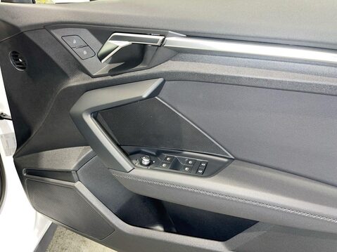 Audi A3 1.0 TFSI 30 S line Sportback 5dr Petrol Manual Euro 6 (s/s) (110 ps) Profes 23