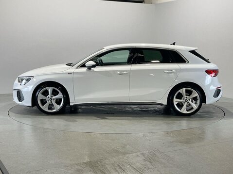 Audi A3 1.0 TFSI 30 S line Sportback 5dr Petrol Manual Euro 6 (s/s) (110 ps) Profes 5