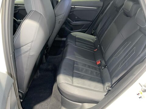 Audi A3 1.0 TFSI 30 S line Sportback 5dr Petrol Manual Euro 6 (s/s) (110 ps) Profes 17