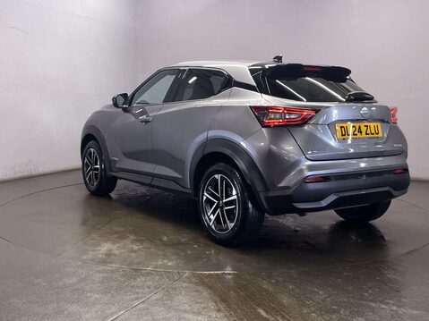 Nissan Juke 1.6 N-Connecta SUV 5dr Petrol Hybrid Auto Euro 6 (143 ps) Parking Sensors - 6