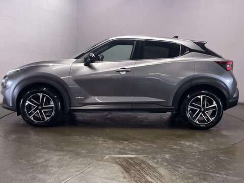 Nissan Juke 1.6 N-Connecta SUV 5dr Petrol Hybrid Auto Euro 6 (143 ps) Parking Sensors - 5