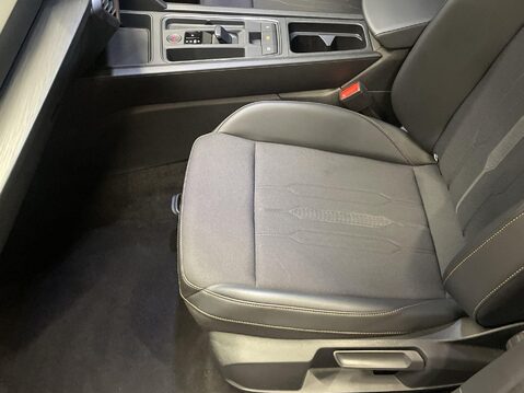 Cupra Leon 1.4 eHybrid 12.8kWh VZ2 Hatchback 5dr Petrol Plug-in Hybrid DSG Euro 6 (s/s 17