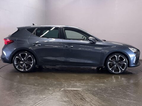 Cupra Leon 1.4 eHybrid 12.8kWh VZ2 Hatchback 5dr Petrol Plug-in Hybrid DSG Euro 6 (s/s 9