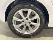 Vauxhall Corsa 1.2 Design Hatchback 5dr Petrol Manual Euro 6 (75 ps) Cruise Control - DAB 11