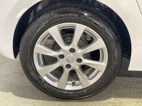 Vauxhall Corsa 1.2 Design Hatchback 5dr Petrol Manual Euro 6 (75 ps) Cruise Control - DAB 11