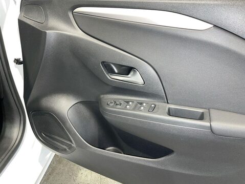 Vauxhall Corsa 1.2 Design Hatchback 5dr Petrol Manual Euro 6 (75 ps) Cruise Control - DAB 22