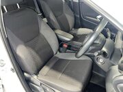 Toyota Yaris 1.5 VVT-h Icon Hatchback 5dr Petrol Hybrid E-CVT Euro 6 (s/s) (116 ps) Cru 14