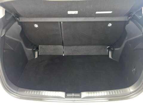 Toyota Yaris 1.5 VVT-h Icon Hatchback 5dr Petrol Hybrid E-CVT Euro 6 (s/s) (116 ps) Cru 12