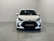 Toyota Yaris 1.5 VVT-h Icon Hatchback 5dr Petrol Hybrid E-CVT Euro 6 (s/s) (116 ps) Cru 3