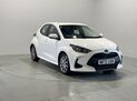 Toyota Yaris 1.5 VVT-h Icon Hatchback 5dr Petrol Hybrid E-CVT Euro 6 (s/s) (116 ps) Cru 2