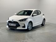 Toyota Yaris 1.5 VVT-h Icon Hatchback 5dr Petrol Hybrid E-CVT Euro 6 (s/s) (116 ps) Cru 4