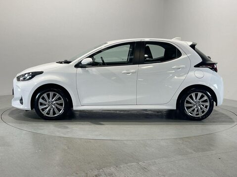 Toyota Yaris 1.5 VVT-h Icon Hatchback 5dr Petrol Hybrid E-CVT Euro 6 (s/s) (116 ps) Cru 5