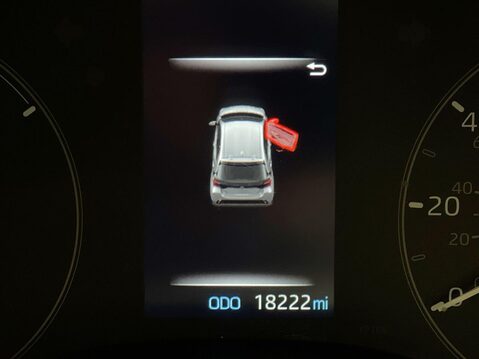 Toyota Yaris 1.5 VVT-h Icon Hatchback 5dr Petrol Hybrid E-CVT Euro 6 (s/s) (116 ps) Cru 23