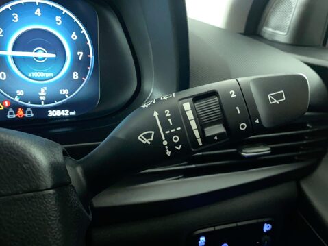 Hyundai BAYON 1.0 T-GDi MHEV SE Connect SUV 5dr Petrol Hybrid DCT Euro 6 (s/s) (100 ps) 21