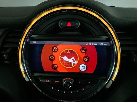 Mini Convertible 1.5 Cooper Classic Convertible 2dr Petrol Steptronic Euro 6 (s/s) (136 ps) 31