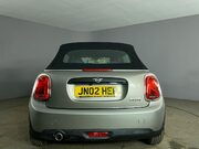 Mini Convertible 1.5 Cooper Classic Convertible 2dr Petrol Steptronic Euro 6 (s/s) (136 ps) 7