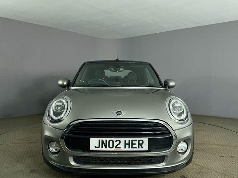 Mini Convertible 1.5 Cooper Classic Convertible 2dr Petrol Steptronic Euro 6 (s/s) (136 ps) 3