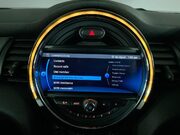 Mini Convertible 1.5 Cooper Classic Convertible 2dr Petrol Steptronic Euro 6 (s/s) (136 ps) 32