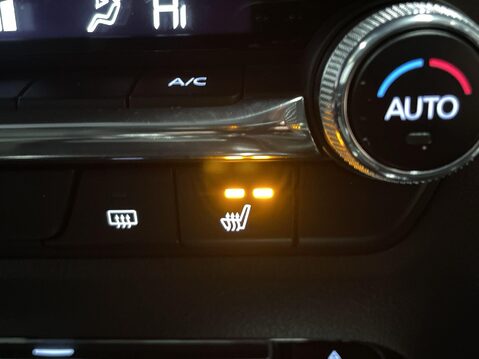 Mazda CX-30 2.0 SKYACTIV-G MHEV Sport Lux SUV 5dr Petrol Manual Euro 6 (s/s) (122 ps) P 23