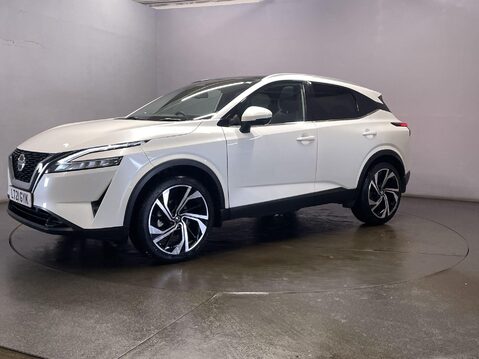 Nissan Qashqai 1.3 DIG-T MHEV Tekna+ SUV 5dr Petrol Hybrid XTRON Euro 6 (s/s) (158 ps) Lea 4