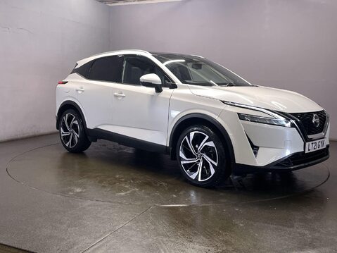 Nissan Qashqai 1.3 DIG-T MHEV Tekna+ SUV 5dr Petrol Hybrid XTRON Euro 6 (s/s) (158 ps) Lea 2