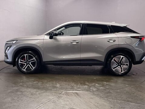 OMODA 5 1.6 TGDI Noble SUV 5dr Petrol DCT Euro 6 (s/s) (186 ps) Half Leather Trim 5