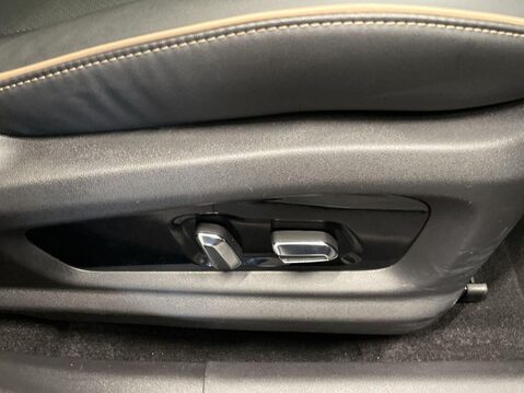 OMODA 5 1.6 TGDI Noble SUV 5dr Petrol DCT Euro 6 (s/s) (186 ps) Half Leather Trim 24