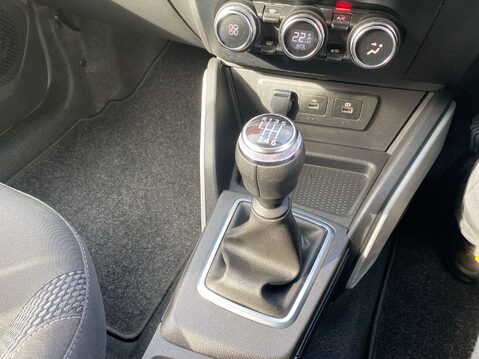 Dacia Duster 1.0 TCe Prestige SUV 5dr Bi Fuel Manual Euro 6 (s/s) (100 ps) Cruise Contr 11