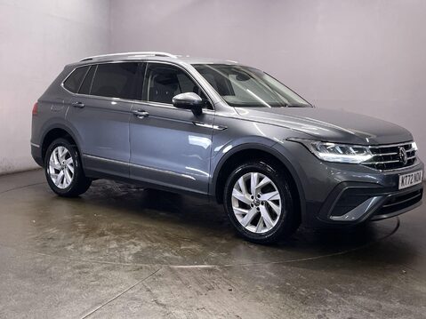 Volkswagen Tiguan Allspace 1.5 TSI Life SUV 5dr Petrol Manual Euro 6 (s/s) (150 ps) Bluetooth - DAB Ra 2