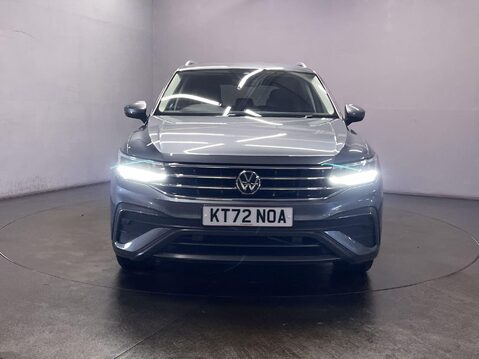 Volkswagen Tiguan Allspace 1.5 TSI Life SUV 5dr Petrol Manual Euro 6 (s/s) (150 ps) Bluetooth - DAB Ra 3