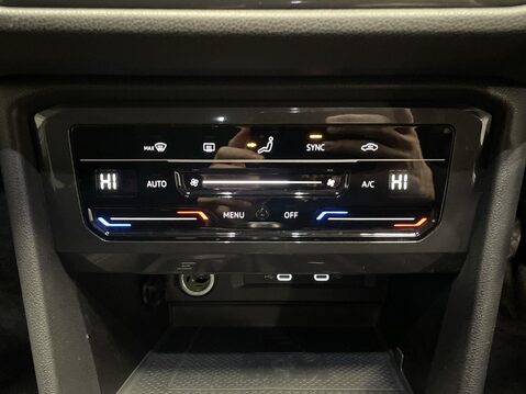Volkswagen Tiguan Allspace 1.5 TSI Life SUV 5dr Petrol Manual Euro 6 (s/s) (150 ps) Bluetooth - DAB Ra 26