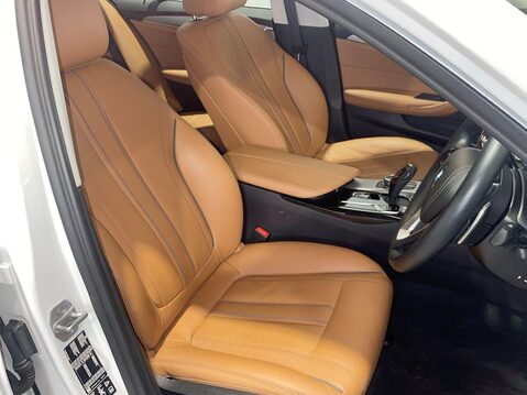 BMW 5 Series 2.0 520d MHT SE Saloon 4dr Diesel Hybrid Steptronic xDrive Euro 6 (s/s) (19 5