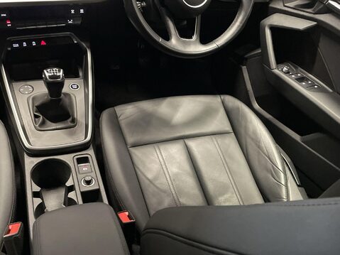 Audi A3 1.5 TFSI 35 Sport Sportback 5dr Petrol Manual Euro 6 (s/s) (150 ps) Bluetoo 15
