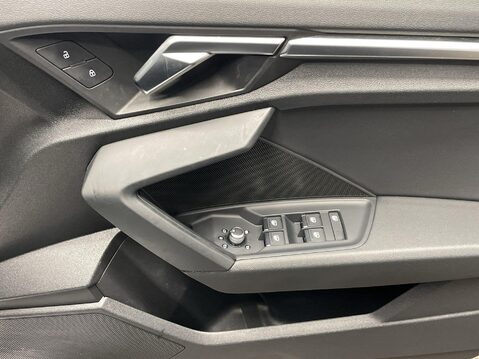 Audi A3 1.5 TFSI 35 Sport Sportback 5dr Petrol Manual Euro 6 (s/s) (150 ps) Bluetoo 24