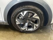 Cupra Tavascan 77kWh V1 SUV Coupe 5dr Electric Auto (286 ps) Cruise Control - DAB Radio 12